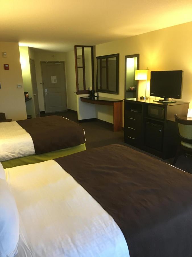 Americinn By Wyndham Fairfield Екстериор снимка