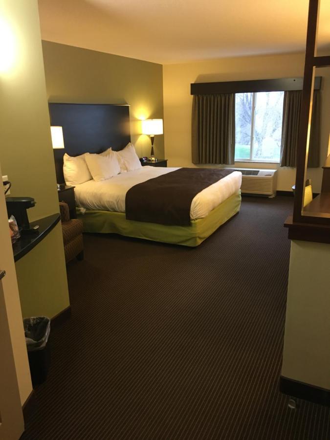 Americinn By Wyndham Fairfield Екстериор снимка